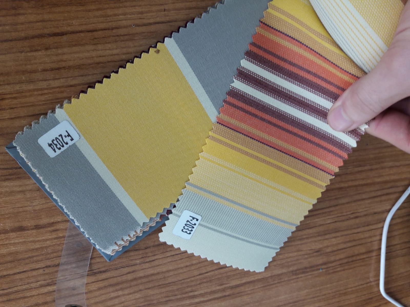 Kumaş ve Renk Seçenekleri